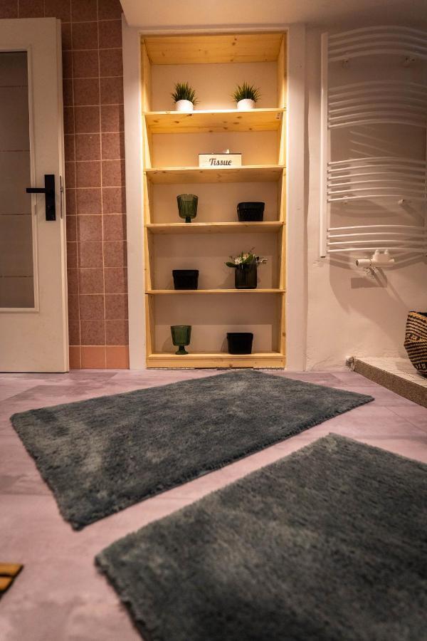 Apartment Gemuetliche 2-zimmer Souterrain Dusseldorf